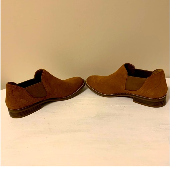 Clarks Camzin Chelsea Suede Slip-On Loafers, Size 9 - Picture 2 of 6